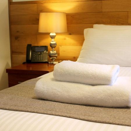 Wickwoods Hotel Albourne Ngoại thất bức ảnh